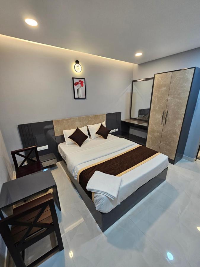 Thaal Residency Cheruvathur-Hala Groups Nileshwar Bagian luar foto