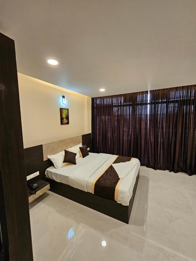 Thaal Residency Cheruvathur-Hala Groups Nileshwar Bagian luar foto