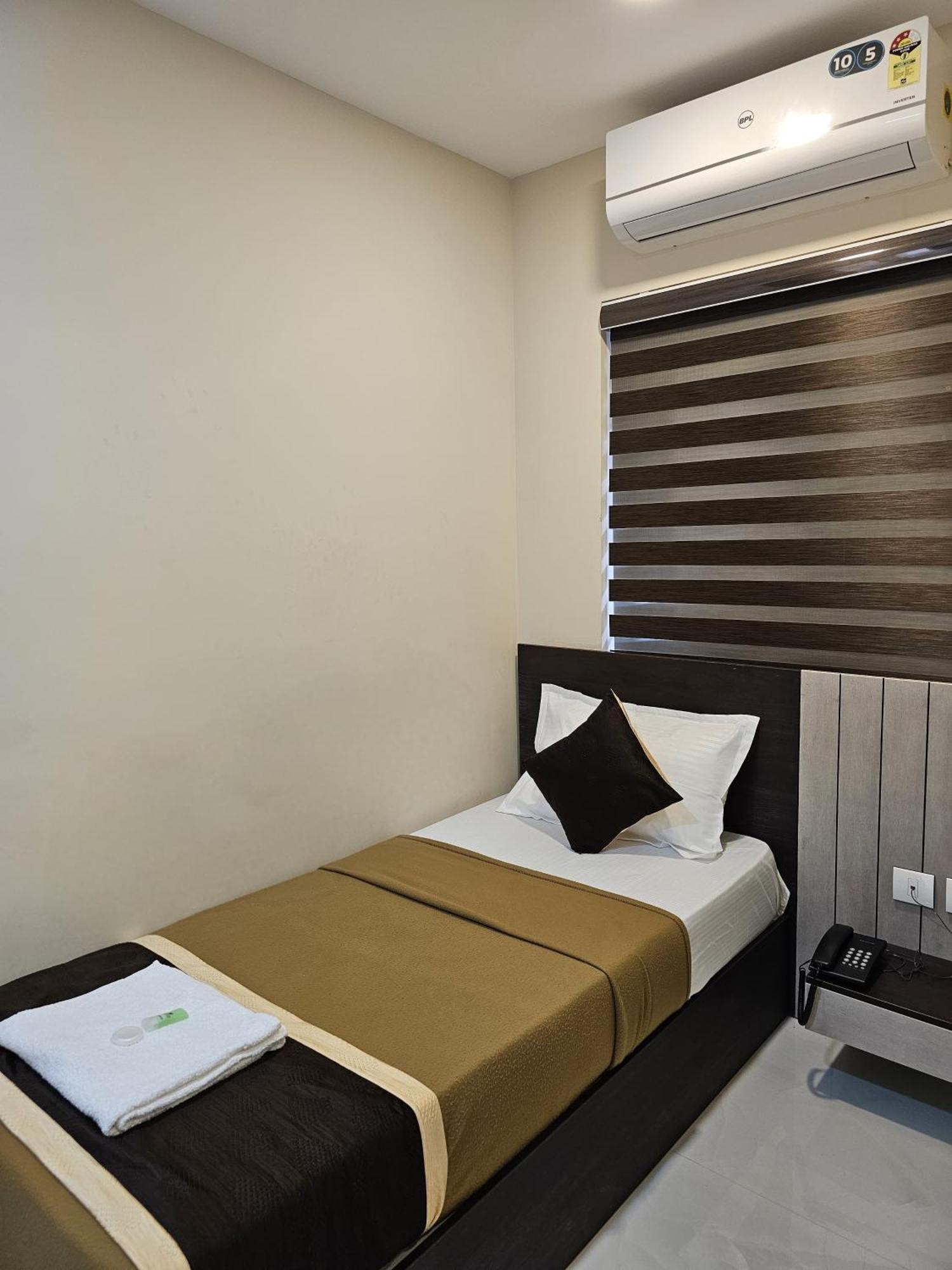 Thaal Residency Cheruvathur-Hala Groups Nileshwar Bagian luar foto