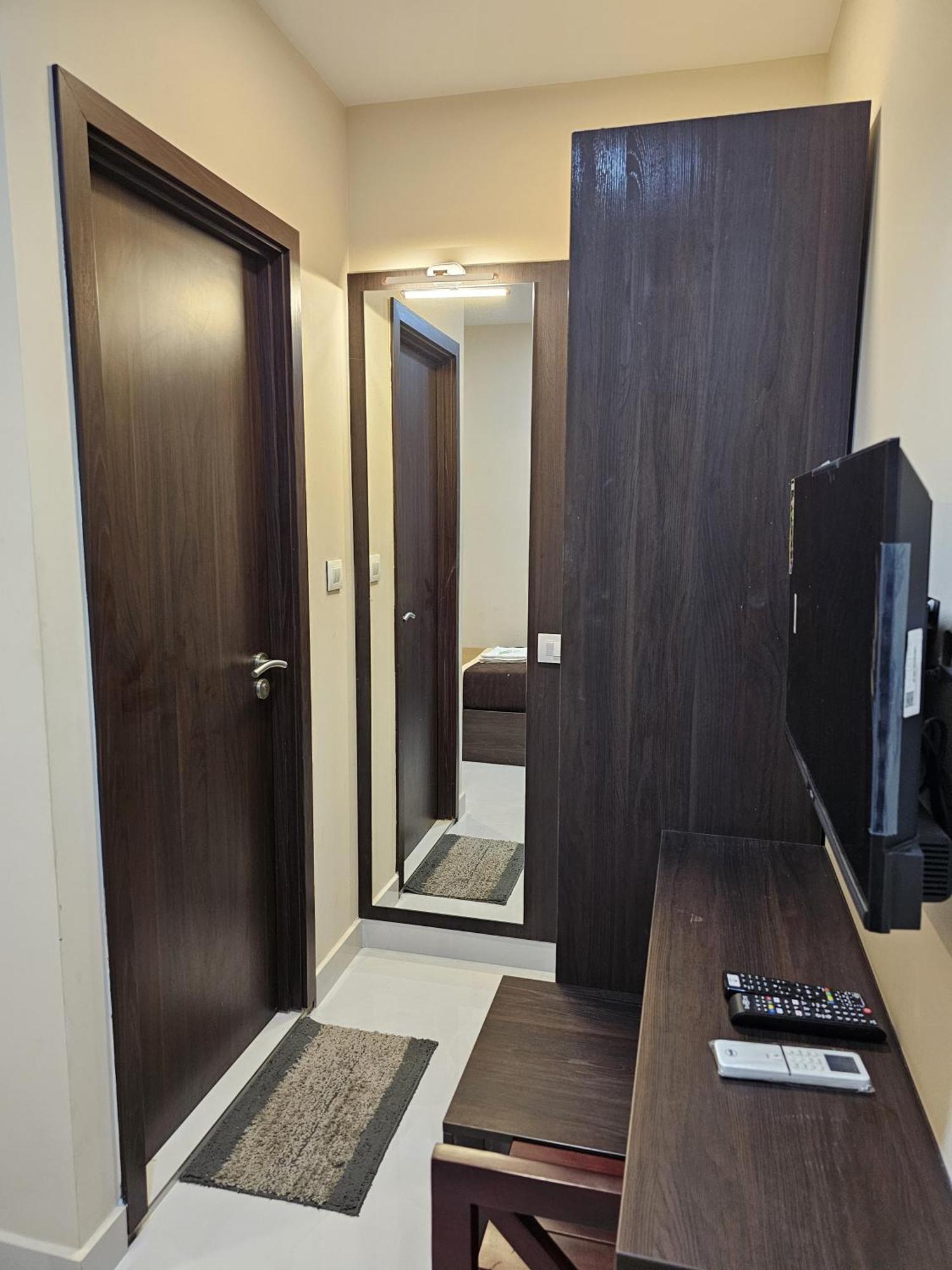 Thaal Residency Cheruvathur-Hala Groups Nileshwar Bagian luar foto